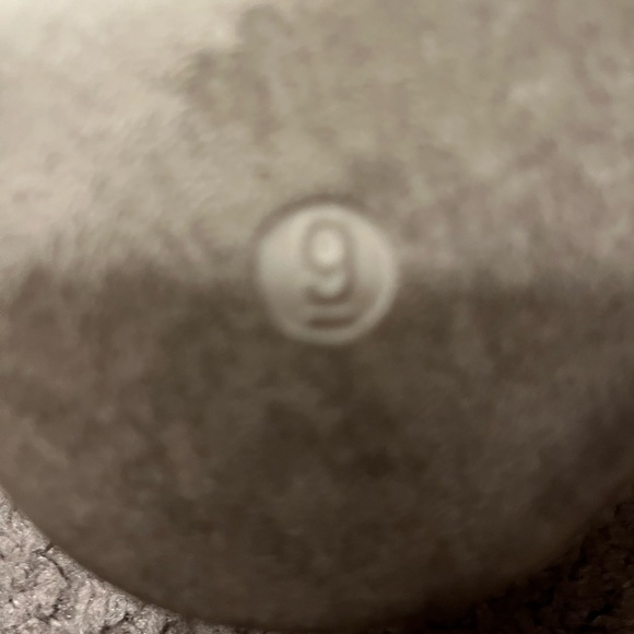 White and silver metallic sandals - Picture 2 of 3